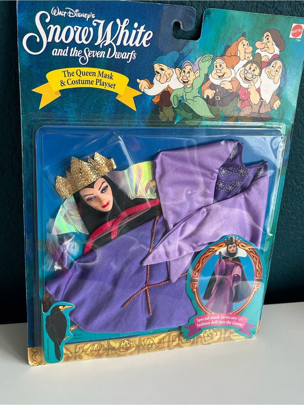 1992 Mattel Disney's Snow White & the Seven Dwarfs The Queen Mask & Costume
